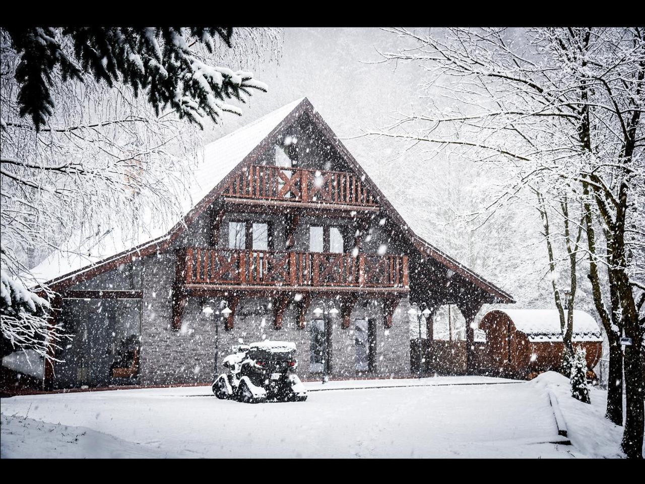 Wellness Penzion Lampasik Ruzomberok Exterior foto